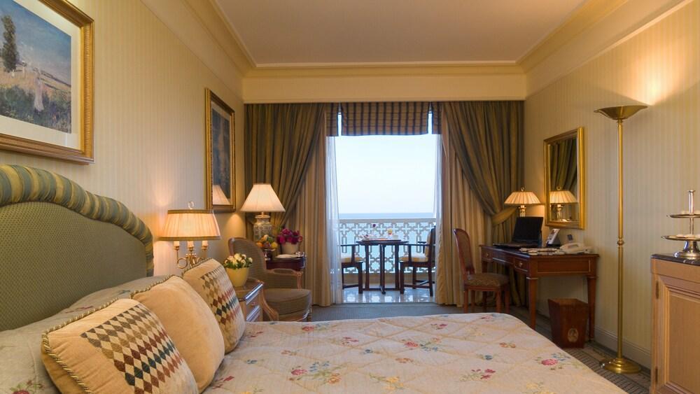 מלון Intercontinental Le Vendome ביירות מראה חיצוני תמונה